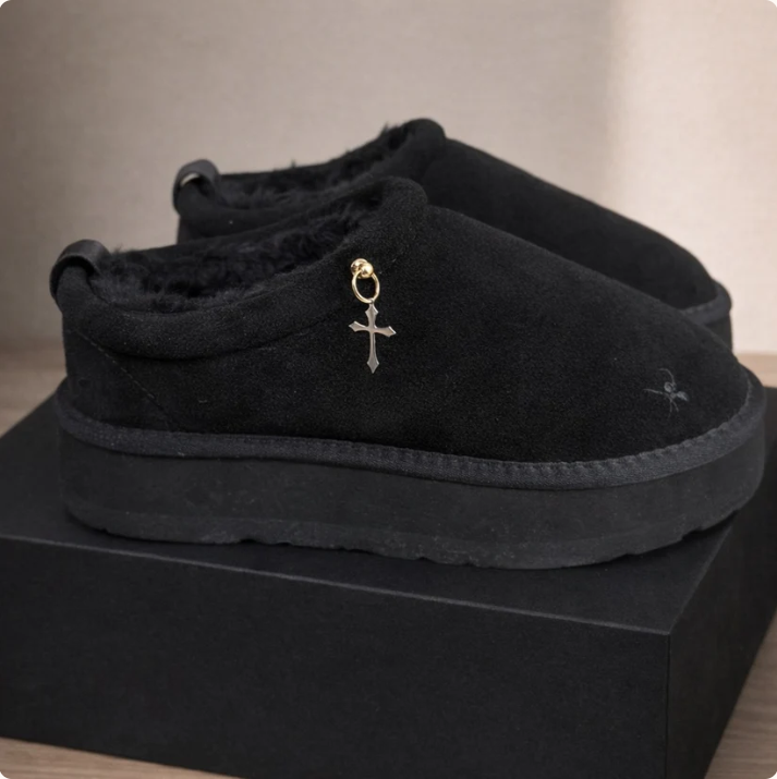 The Darkveil Clogs ™